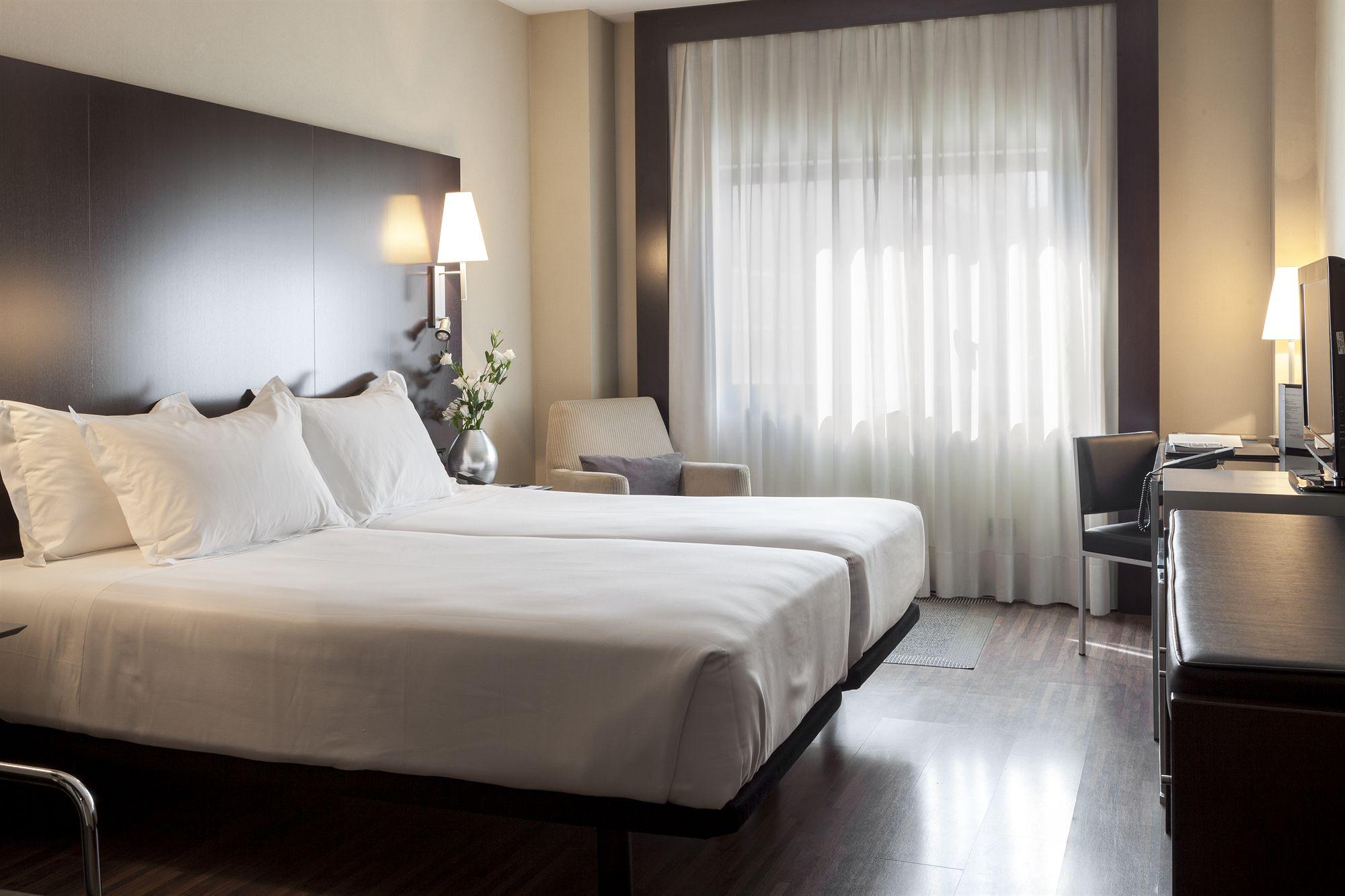 Ac Hotel Zamora By Marriott Bagian luar foto
