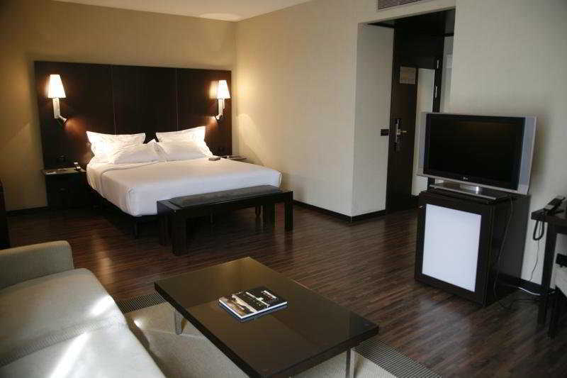 Ac Hotel Zamora By Marriott Bagian luar foto